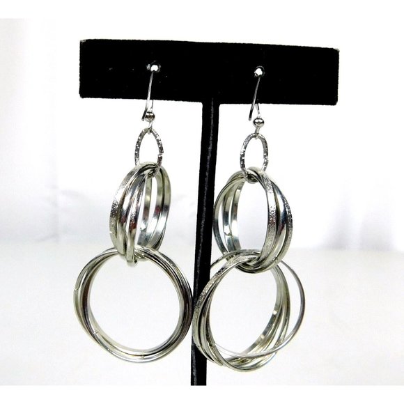 Multi Circle-Link Interlocking Hoops Polished Textured Dangled Pierced Earrings - Picture 7 of 8